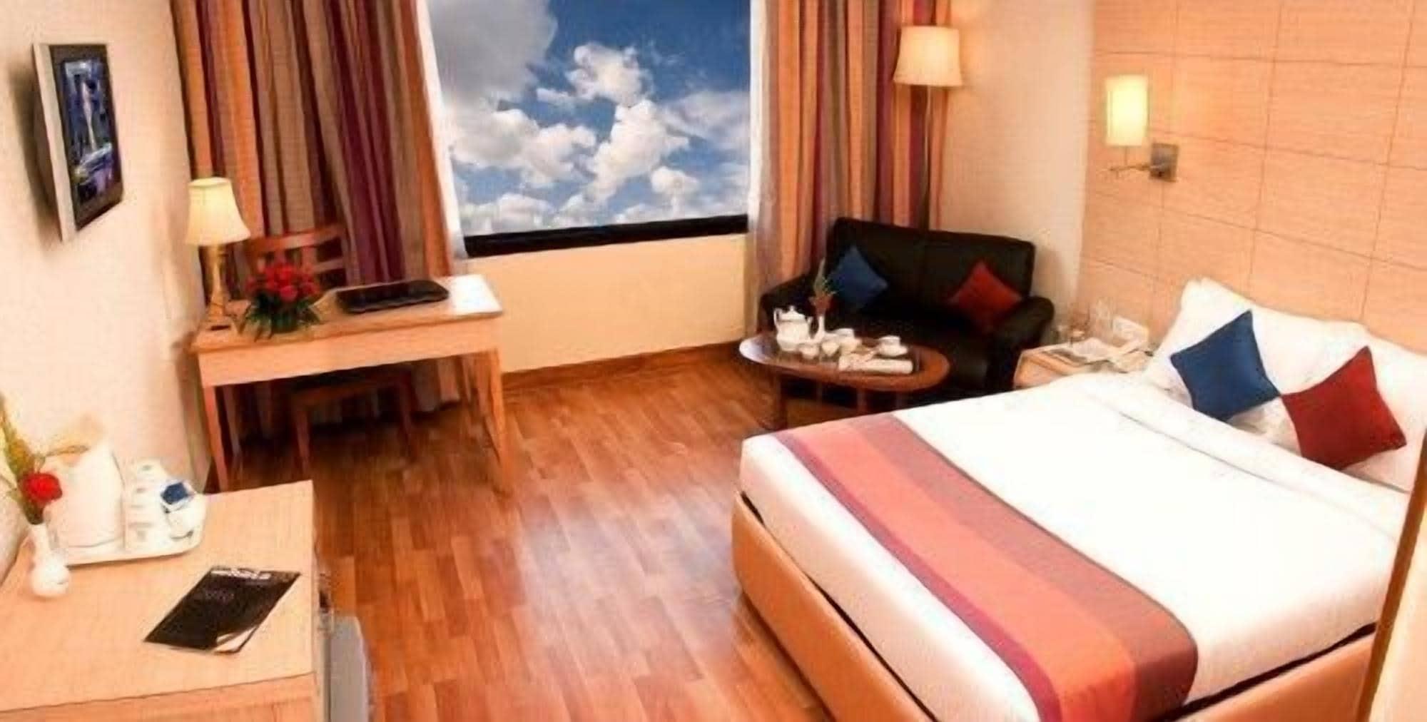 Ramanashree Brunton Otel Bangalore Dış mekan fotoğraf