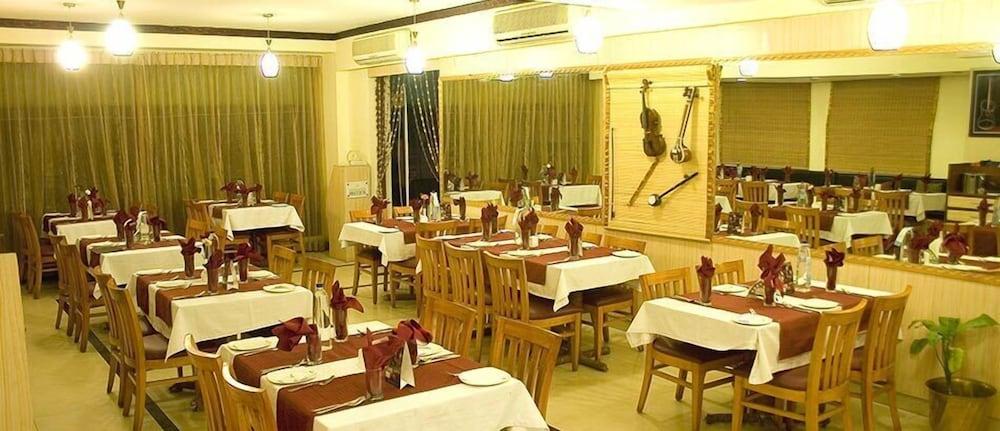 Ramanashree Brunton Otel Bangalore Dış mekan fotoğraf