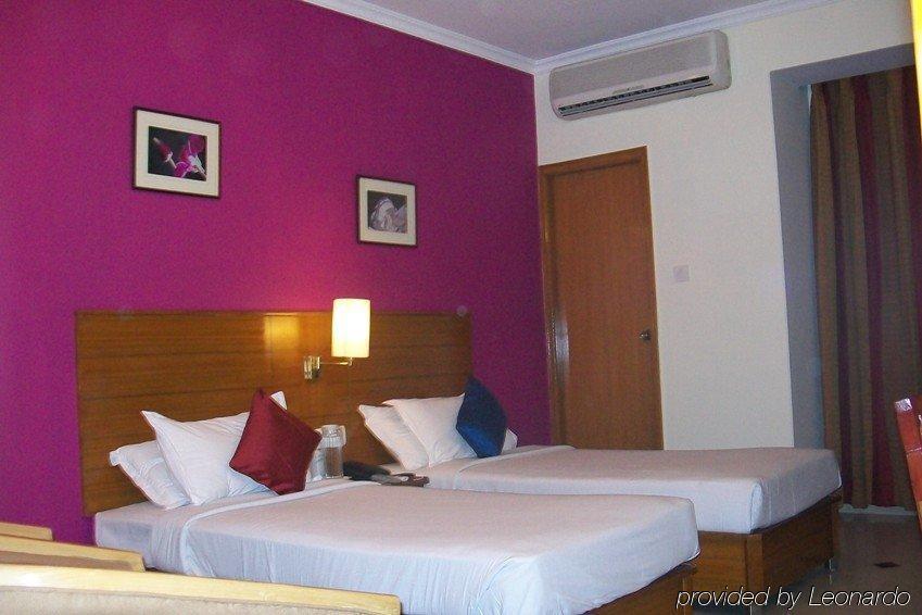Ramanashree Brunton Otel Bangalore Oda fotoğraf